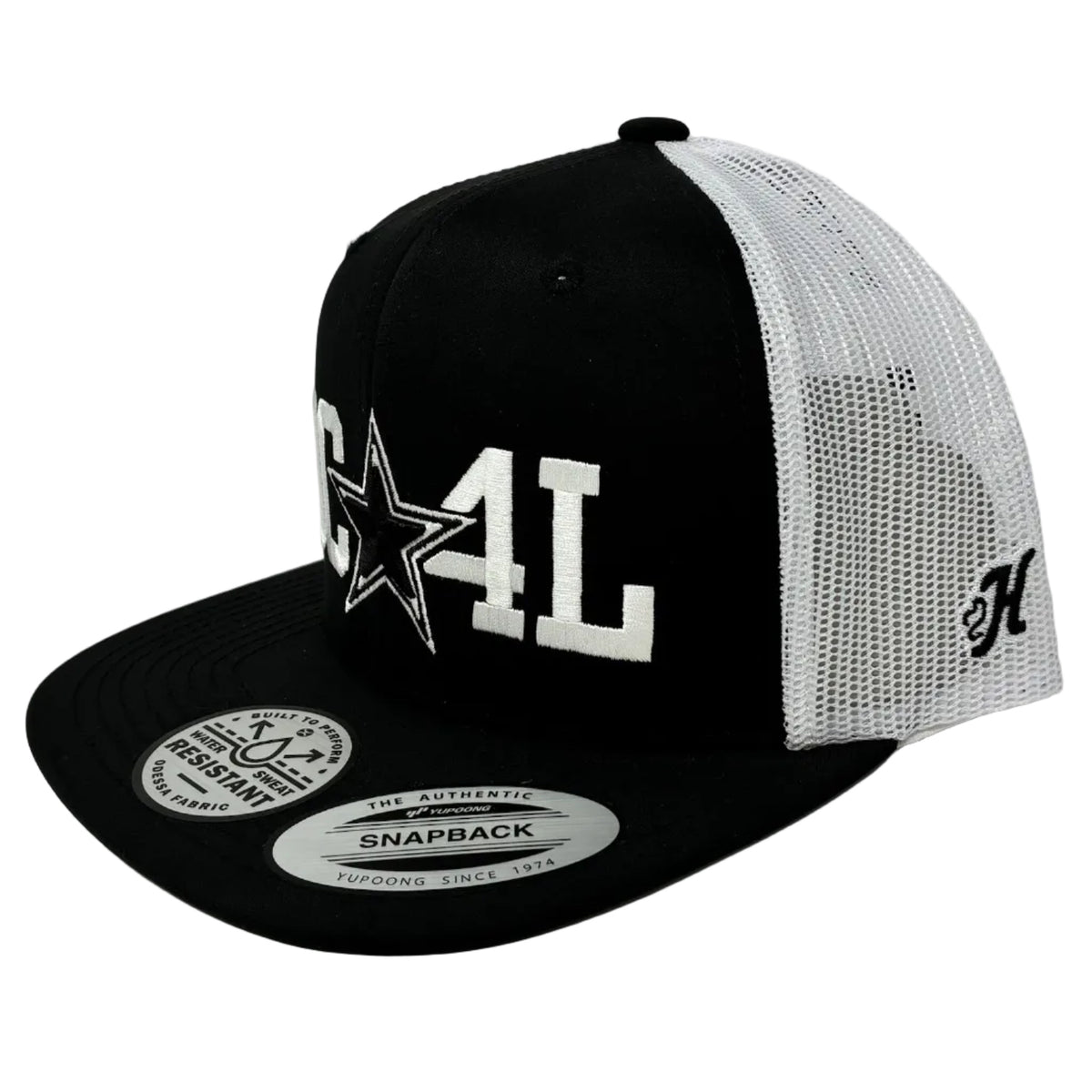 M DC4L Trucker Black/White