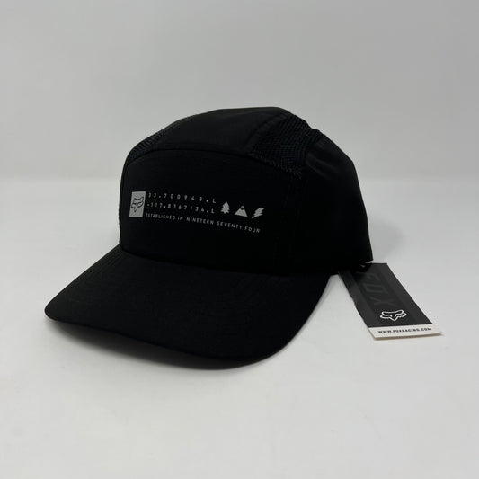 KNOW NO BOUNDS 5 Panel Hat Black Fox