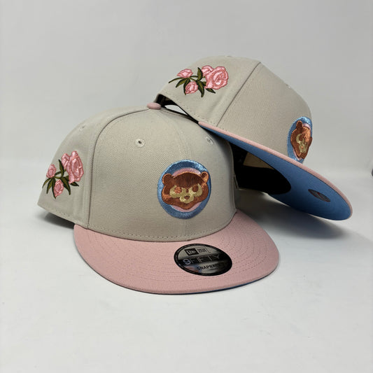 9Fifty Chicago Cubs Chrome Light Khaki Pink Brim Pink Rose Cap- Columbia Blue UV