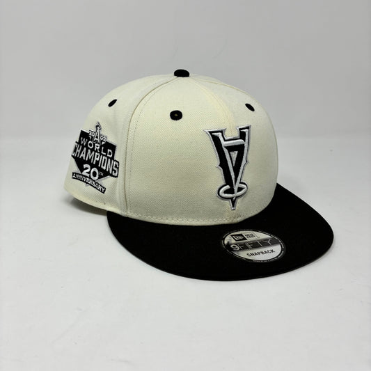 9Fifty Los Angeles Angels Upside Down White and Black Cap- Gray UV