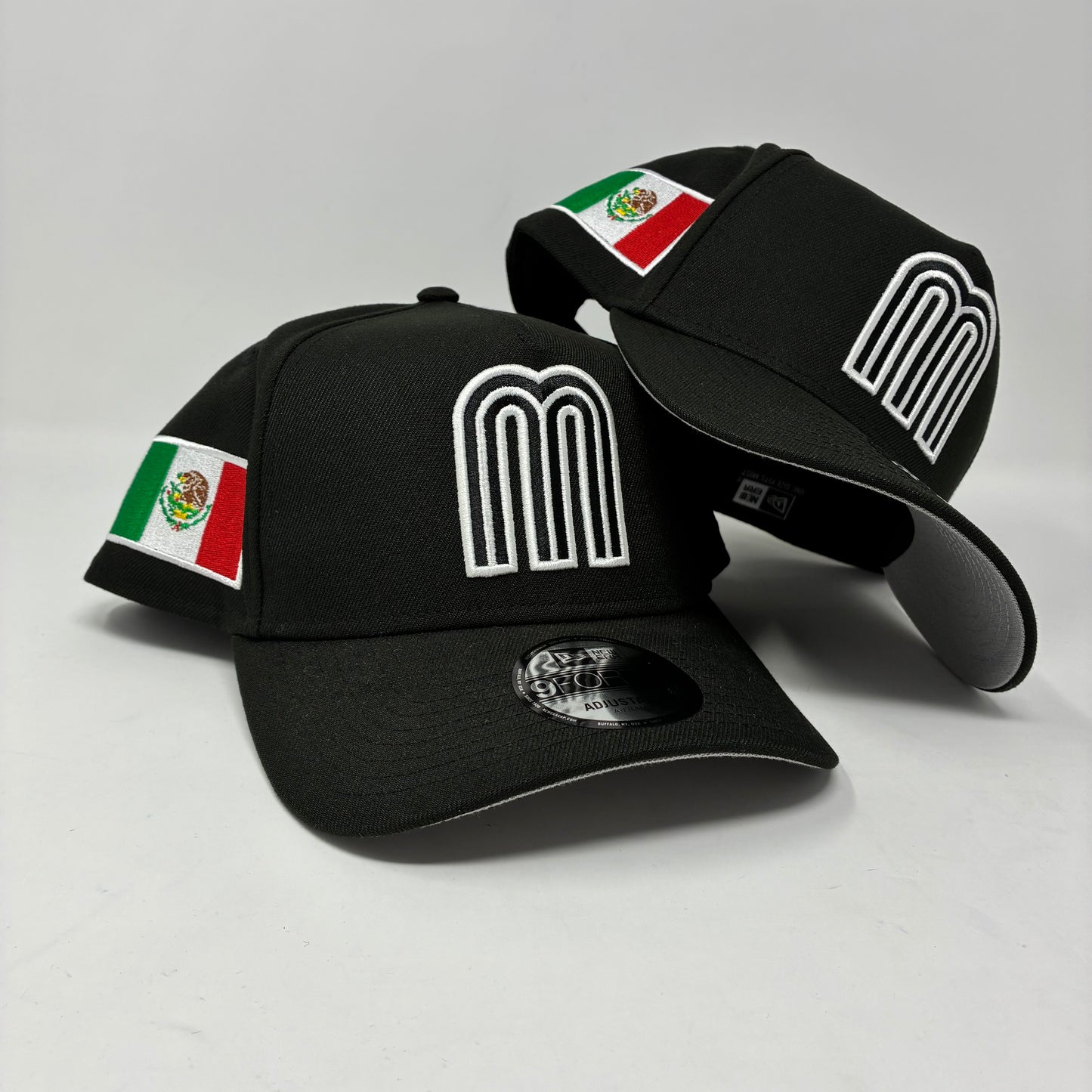 9Forty A-Frame Snapback Mexico World Baseball Classic Black/Black Cap- Grey UV
