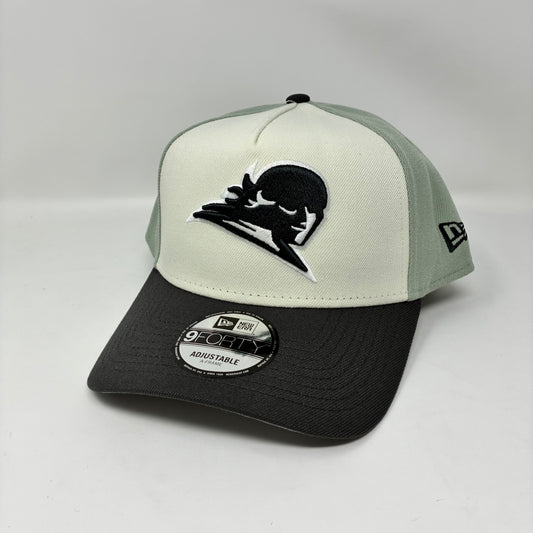 9Forty A-Frame SnapBack LMB Conspiradores De Querétaro White/Mint Grey UV Cap