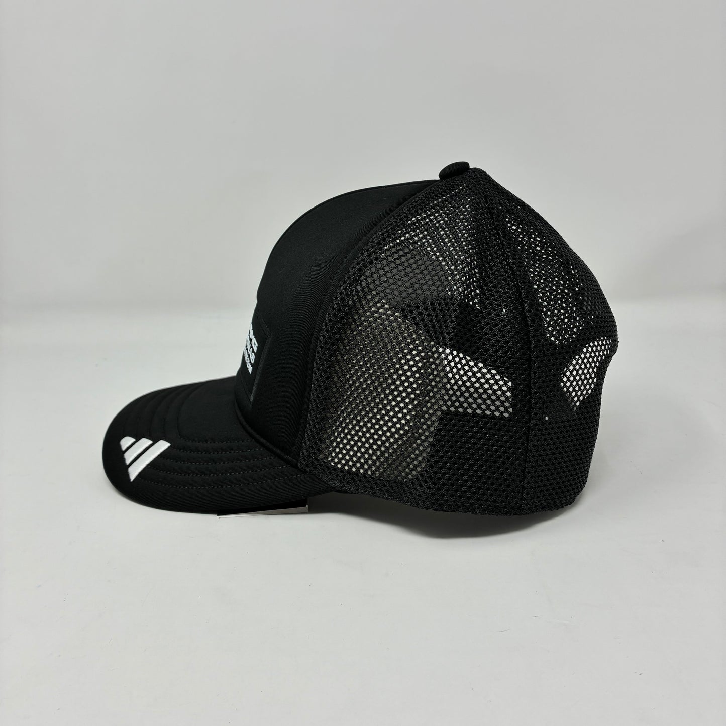 Mercedes - AMG Petronas Formula One Trucker Hat - Black/White