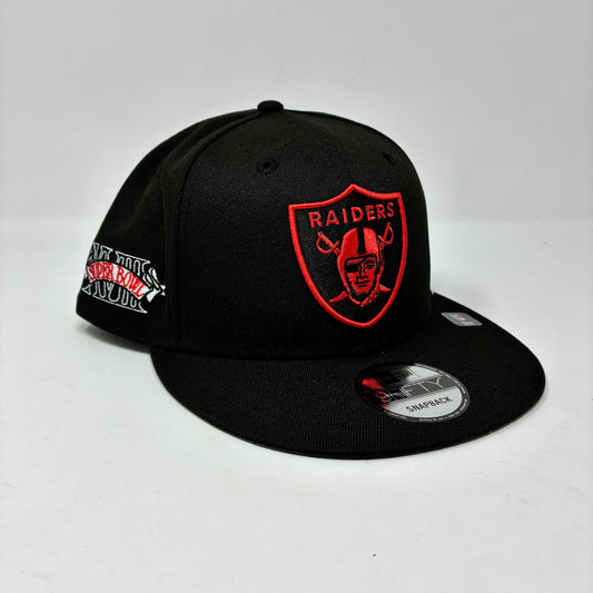 9Fifty New Era Las Vegas Raiders NFL XVIII Super Bowl Black SnapBack Cap- Gray UV