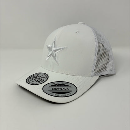 Star Snapback White DC103