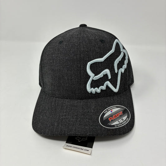 CLOUDED FlexFit 2.0 Black Fox Cap