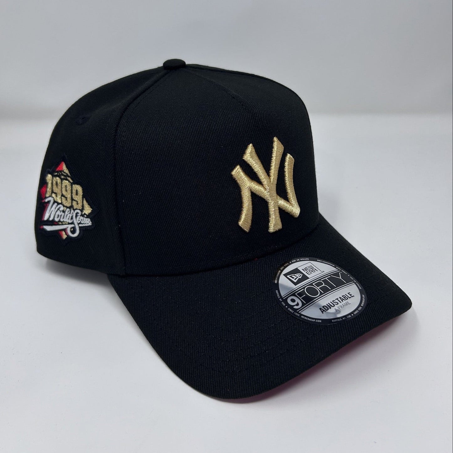 Gorra 9Forty de los Yankees de Nueva York con visera roja, Serie Mundial de 1999, color rojo UV